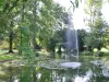 Giochi d'acqua del romantico parco del Grand Garden Castle