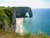 Étretat - La deuxième arche (© Jean Espirat)