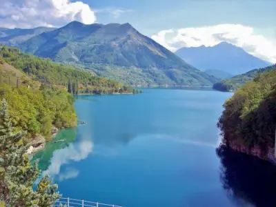 Le lac du Sautet - Guide Tourisme & Vacances