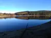 Reflexões do outono no lago