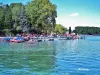 Annecy seen from the lake (© Jean Espirat)