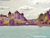 Annecy Castle seen from the lake (© Jean Espirat)